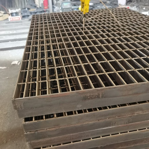 養殖用鋼格板踏步板優勢和分類