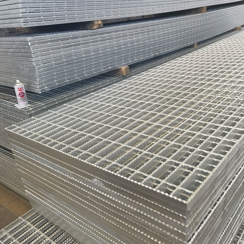 海上平臺防滑鋼格板：抗鹽霧腐蝕技術(shù)詳解！