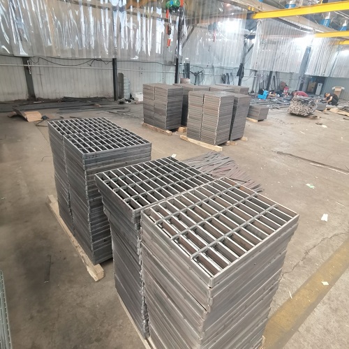 鋼結構平臺鋼格柵：輕量化與高強度的搭配方案