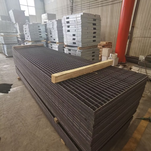 線上線下買鋼格柵有啥區別？看完再下單不后悔