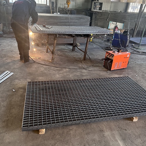 鋼格柵板如何防銹？這些處理方法很關鍵